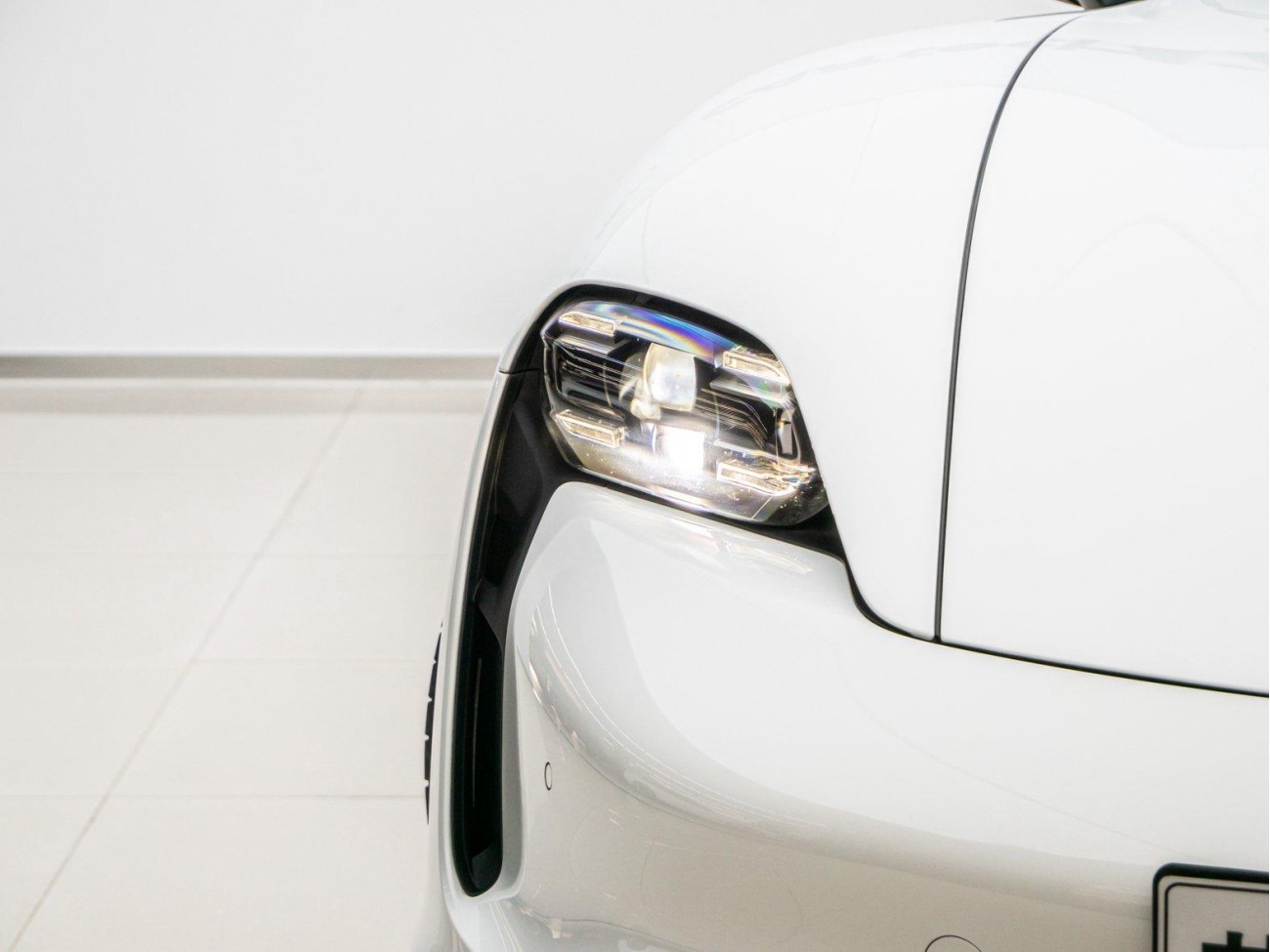 Porsche Taycan 2021