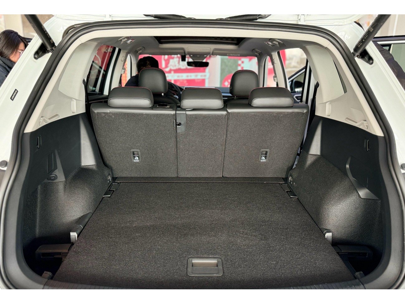 Volkswagen Tiguan L 2023