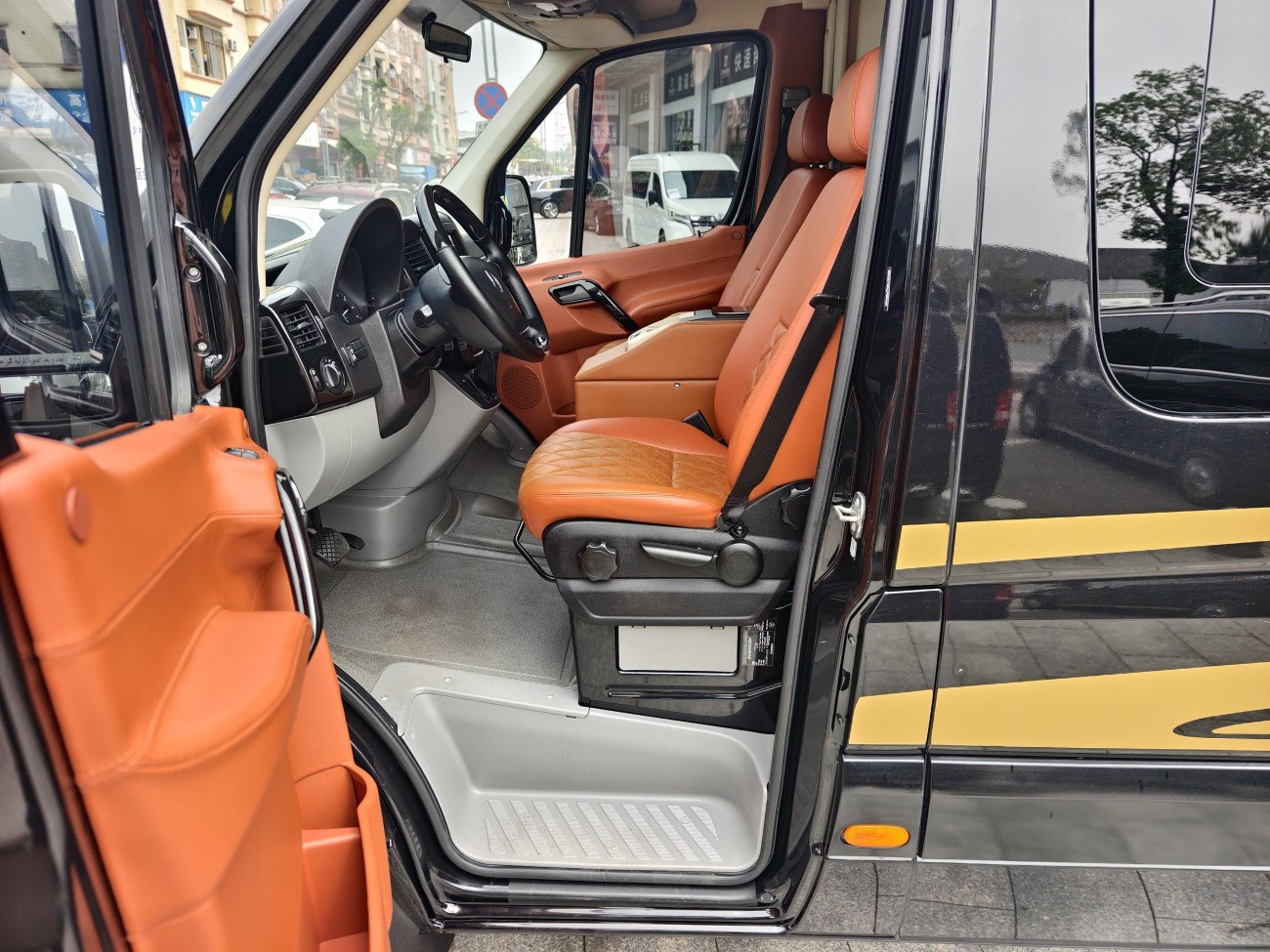Mercedes-Benz 2018 2019