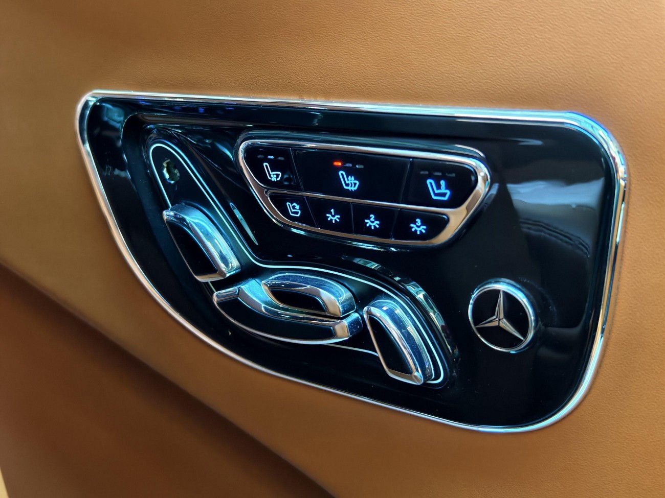Mercedes-Benz 2018 2019