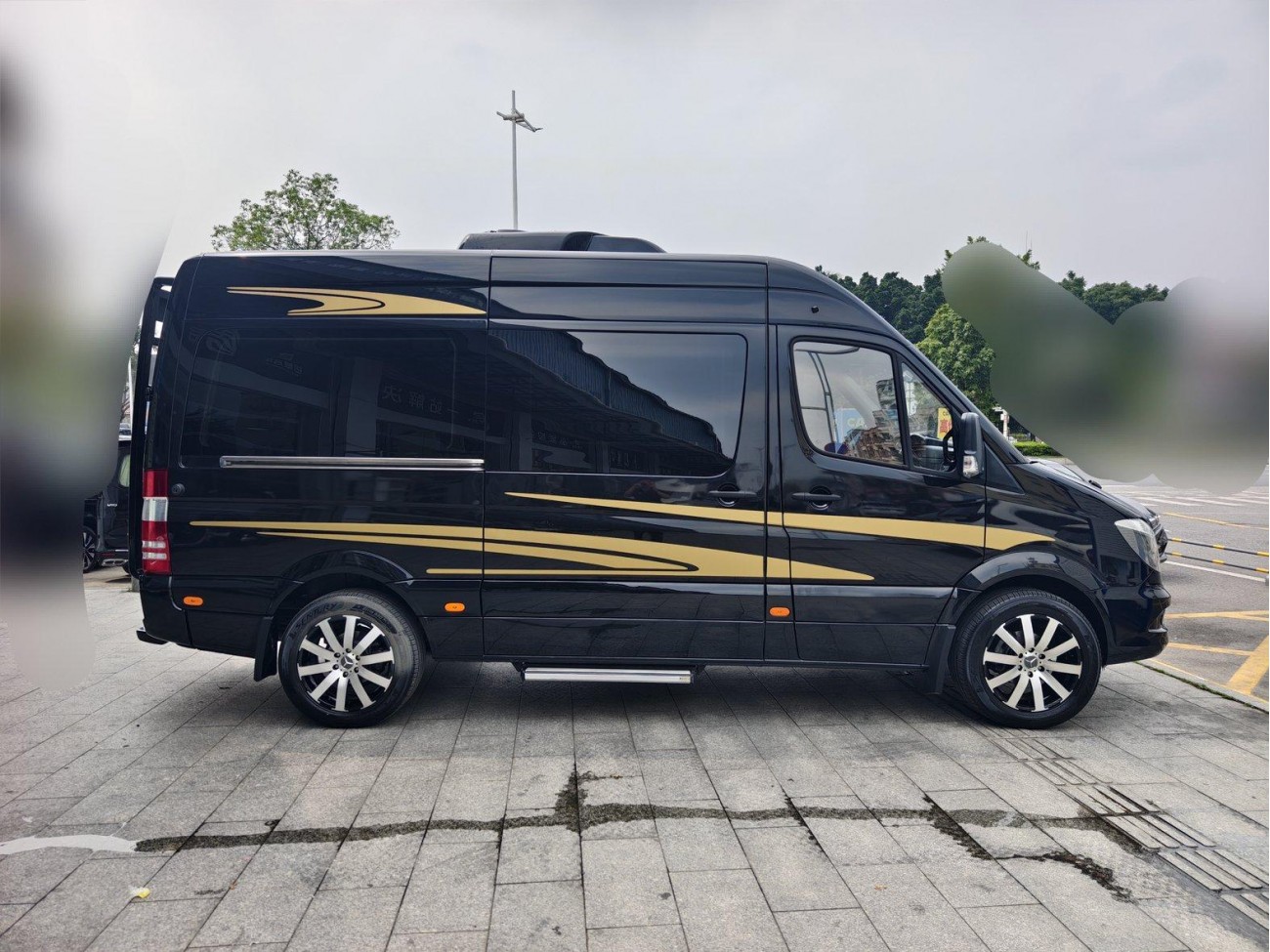 Mercedes-Benz 2018 2019