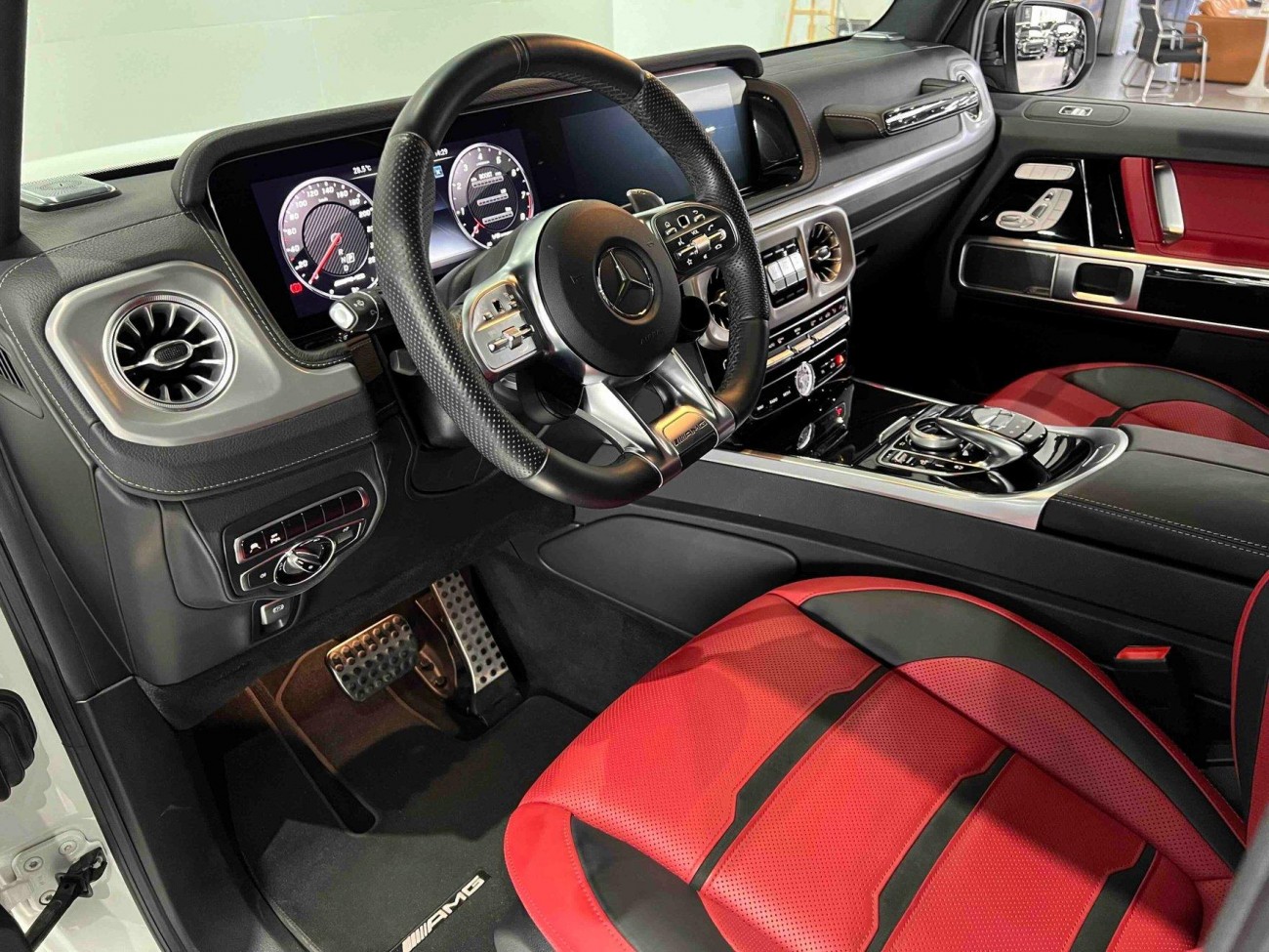 Mercedes-Benz G 63 2023