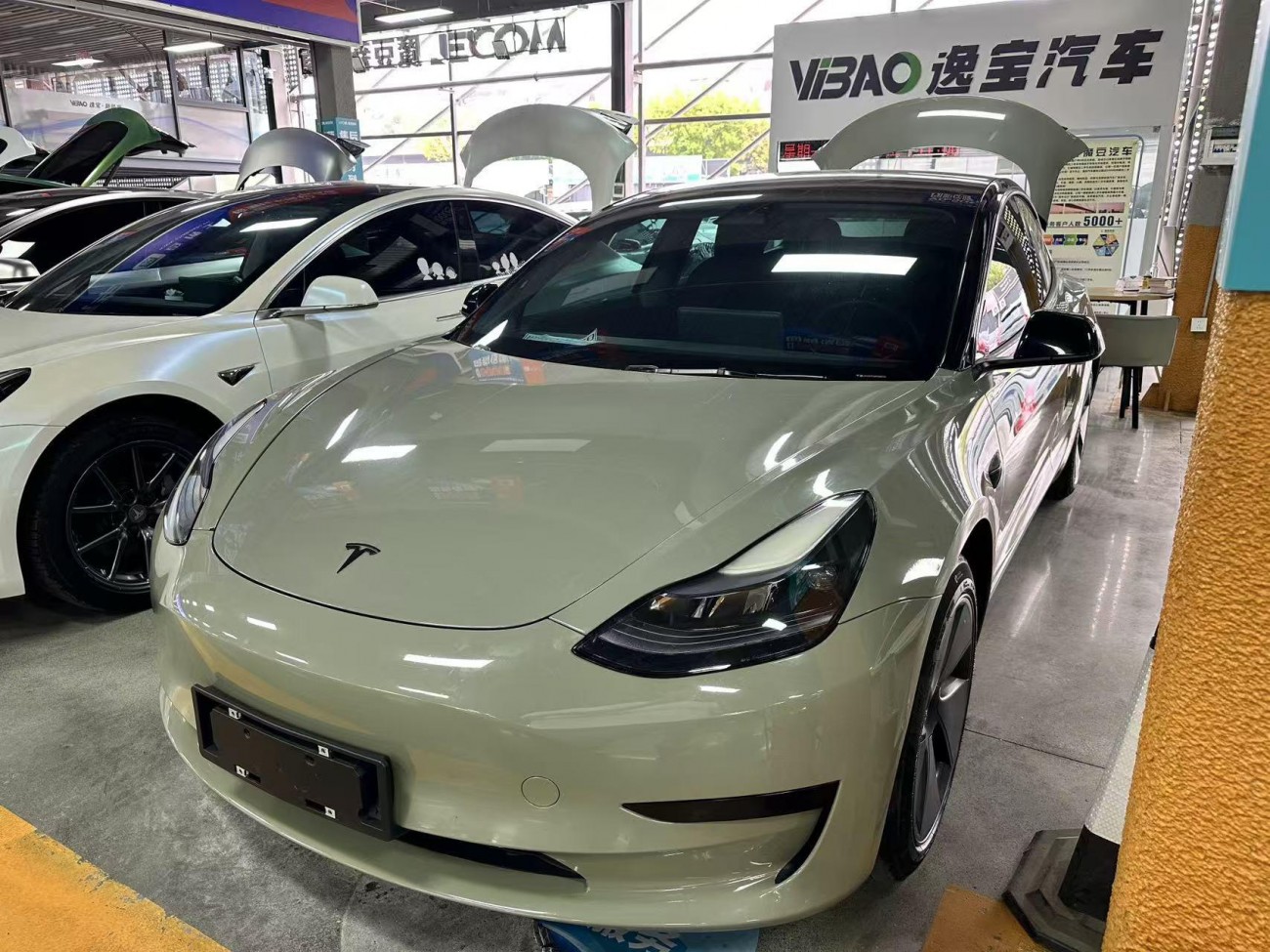 Tesla Model 3 2023