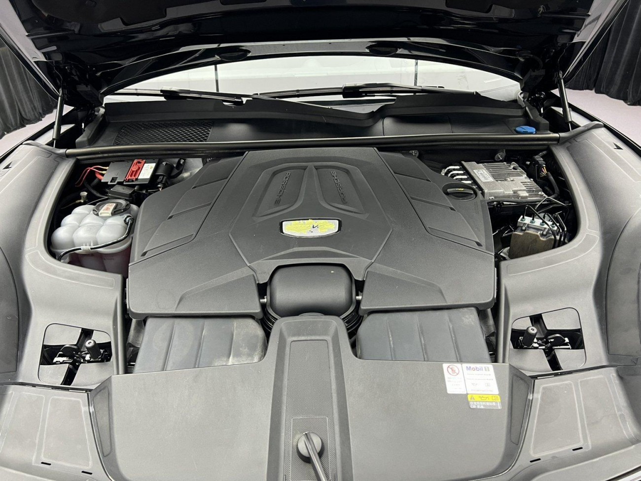 Porsche Cayenne 2022