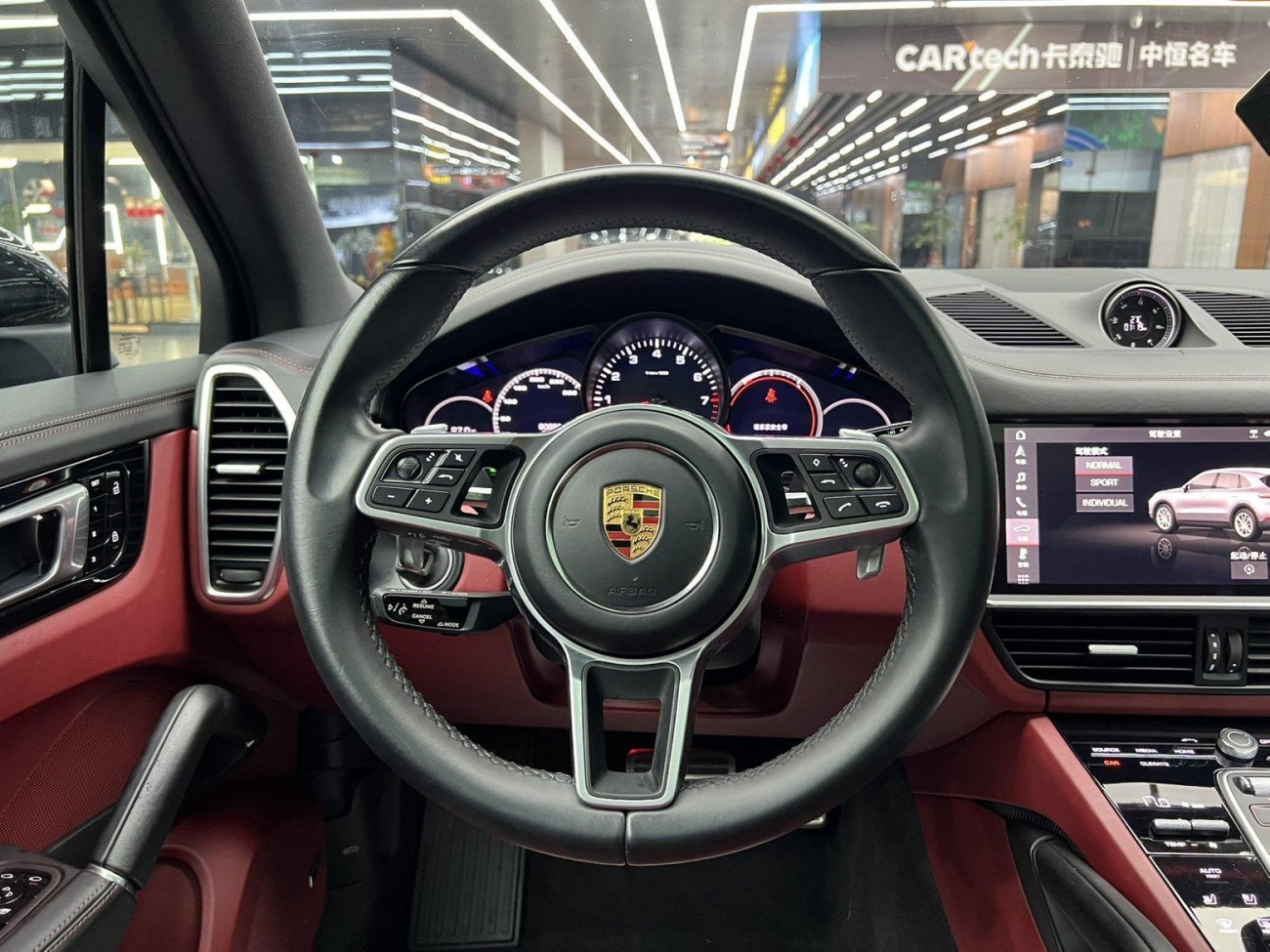 Porsche Cayenne 2022