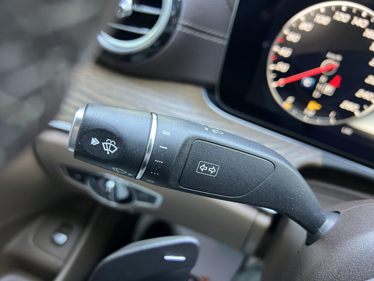 Mercedes-Benz E 260 L 2019