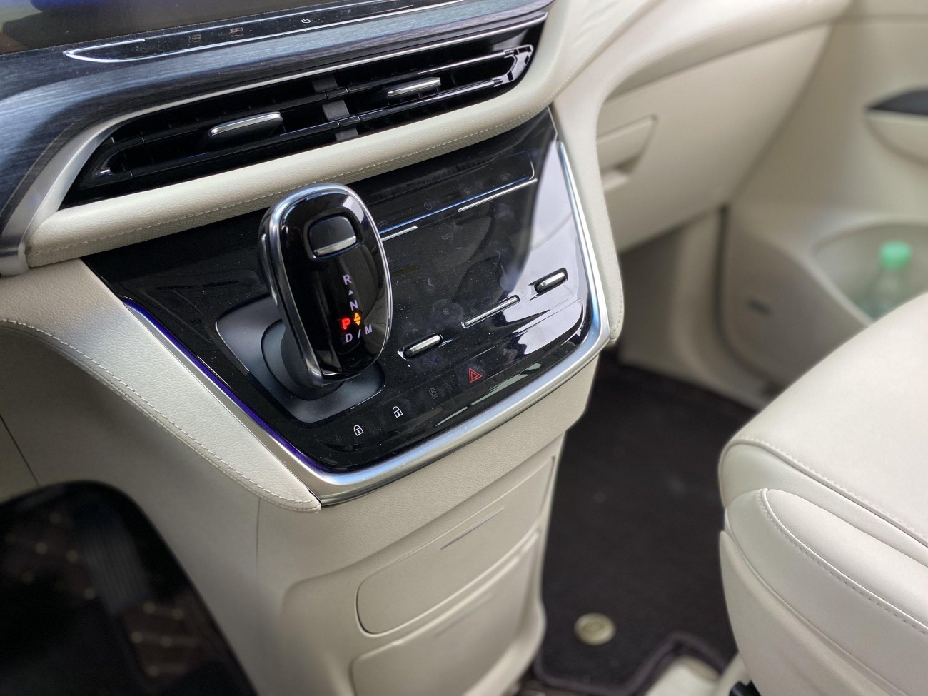 Buick GL8 2023