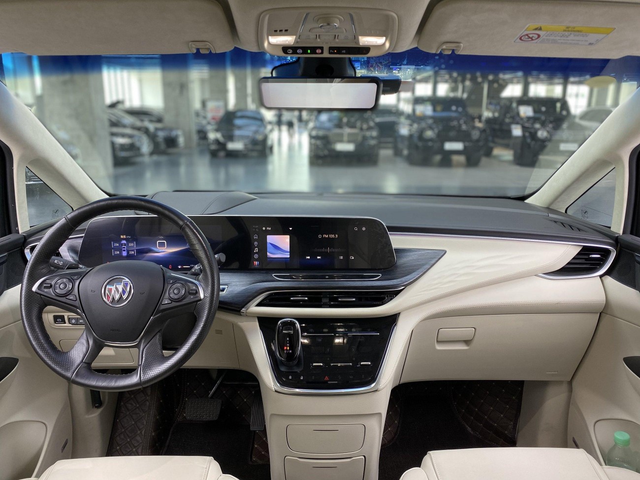 Buick GL8 2023