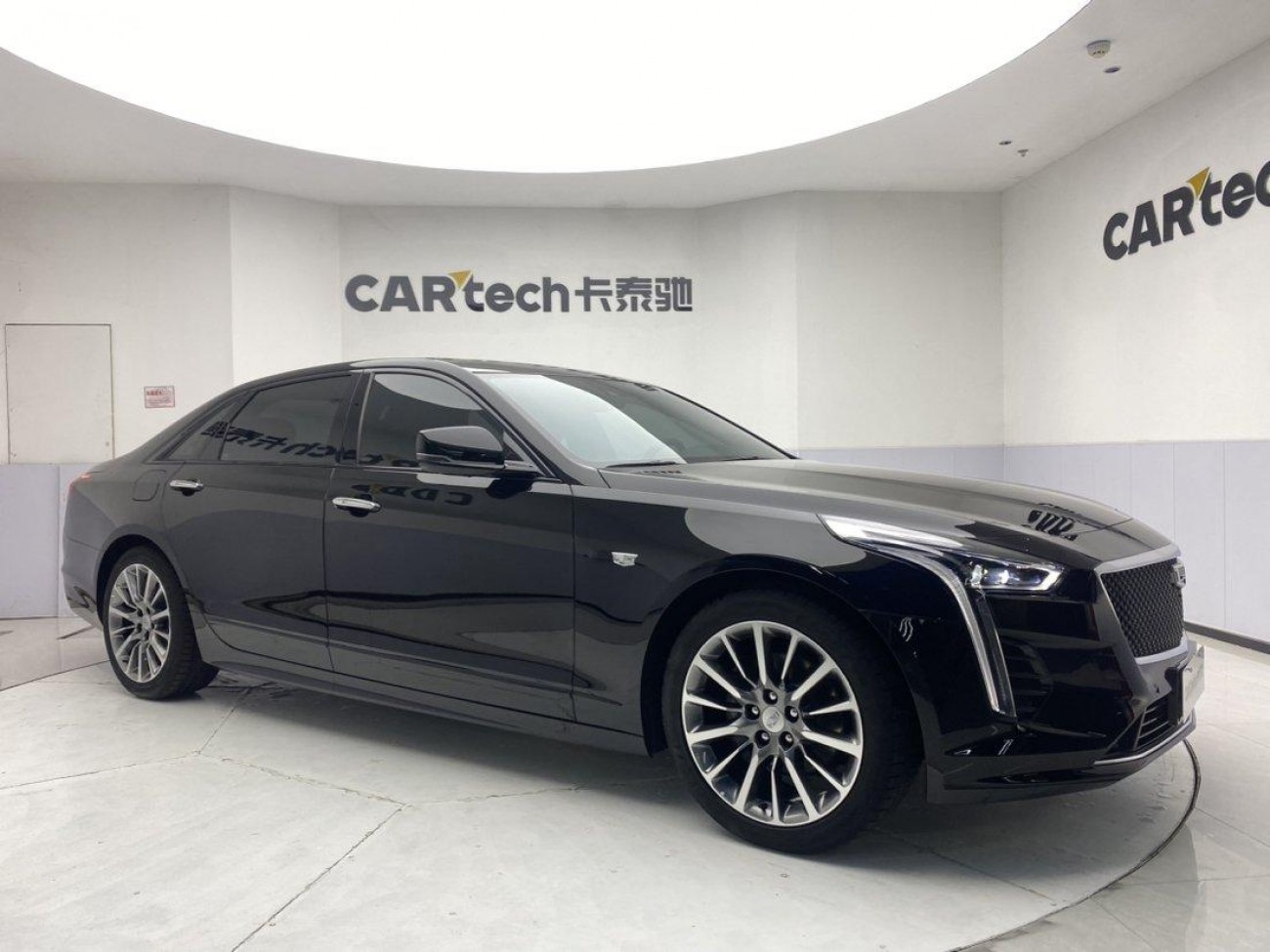 Cadillac CT6 2023