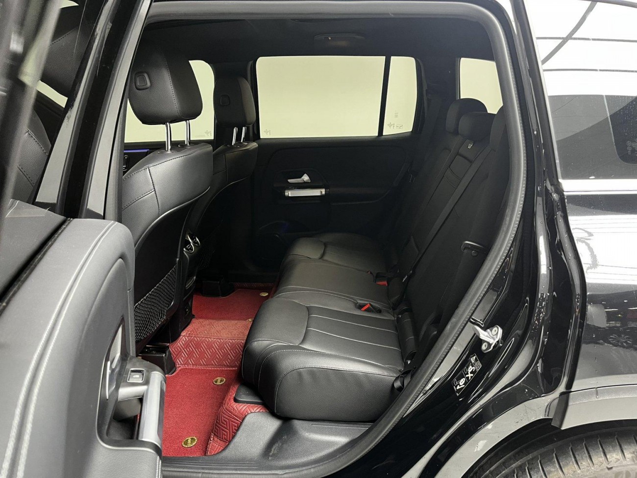 Mercedes-Benz GLB 2023