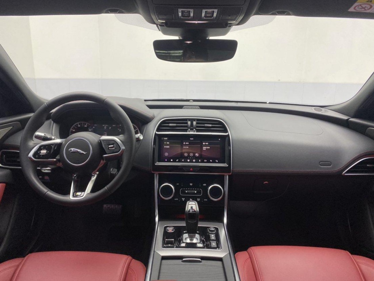 Jaguar XEL 2021