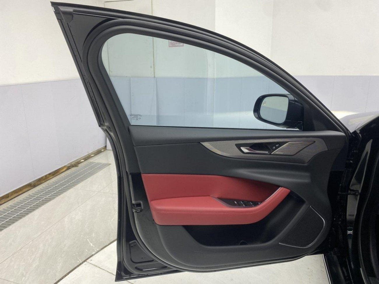 Jaguar XEL 2021