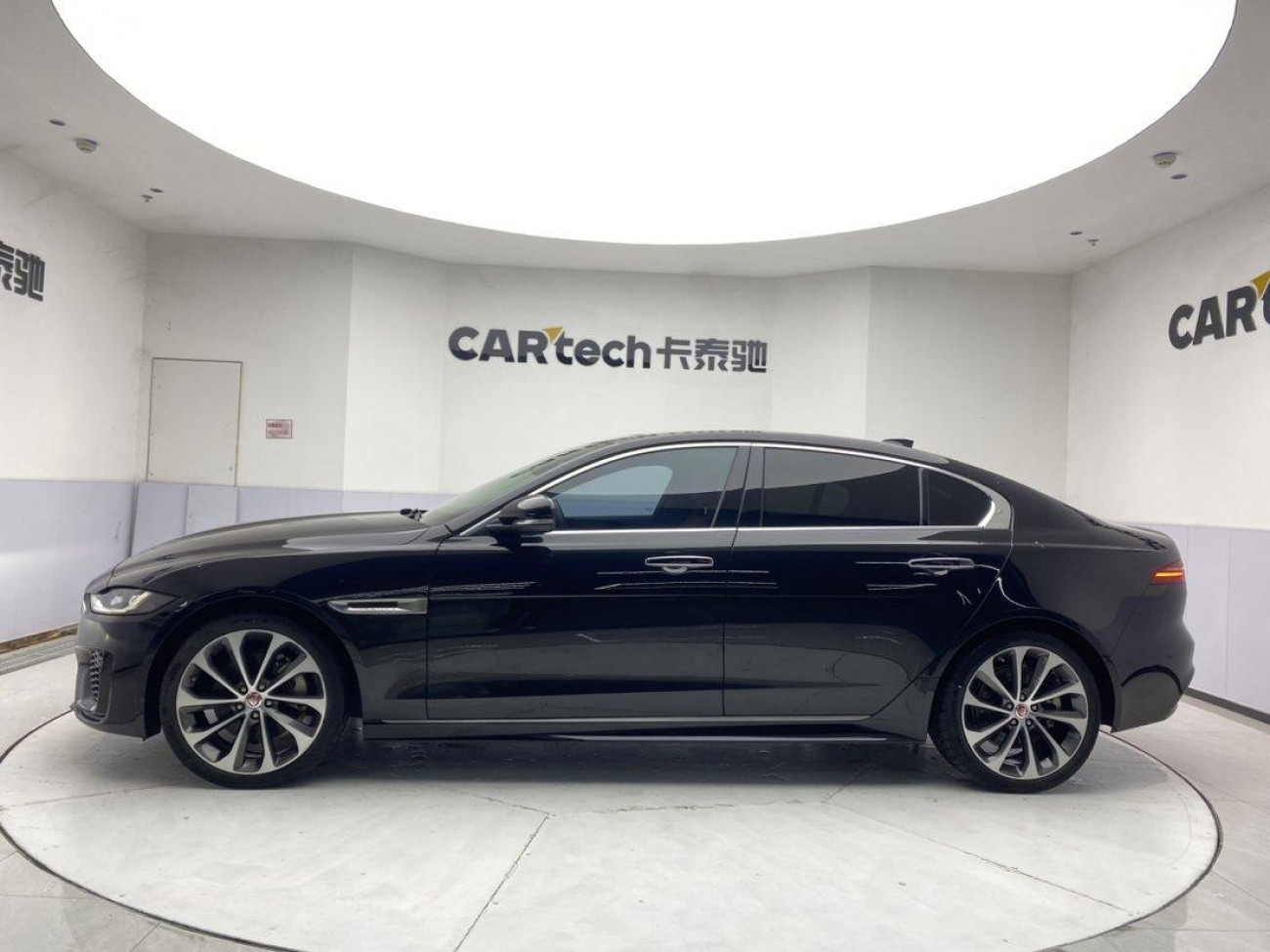Jaguar XEL 2021