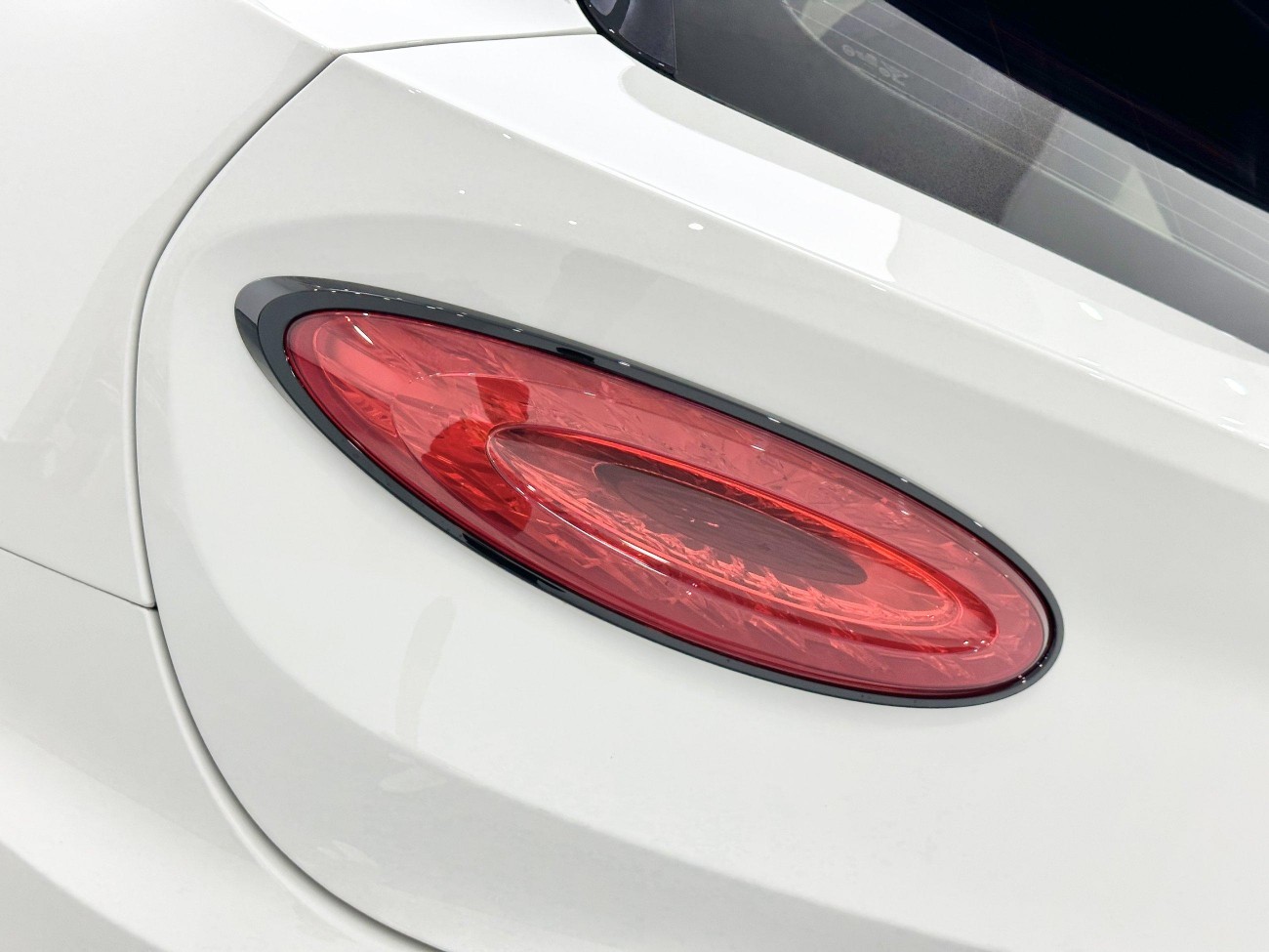 Bentley PHEV 2022
