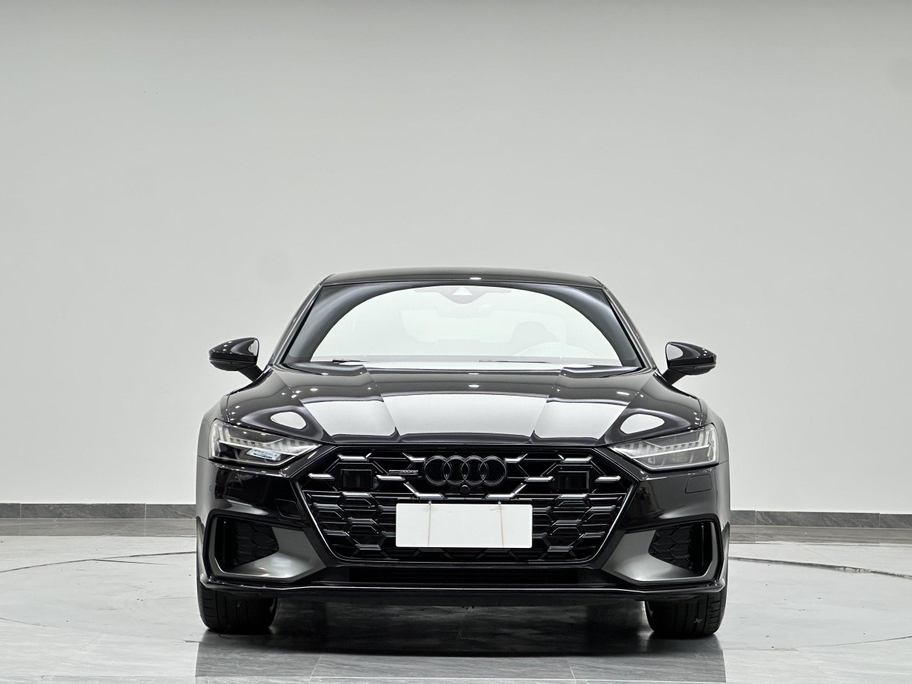 Audi A7L 45 TFSI 2025