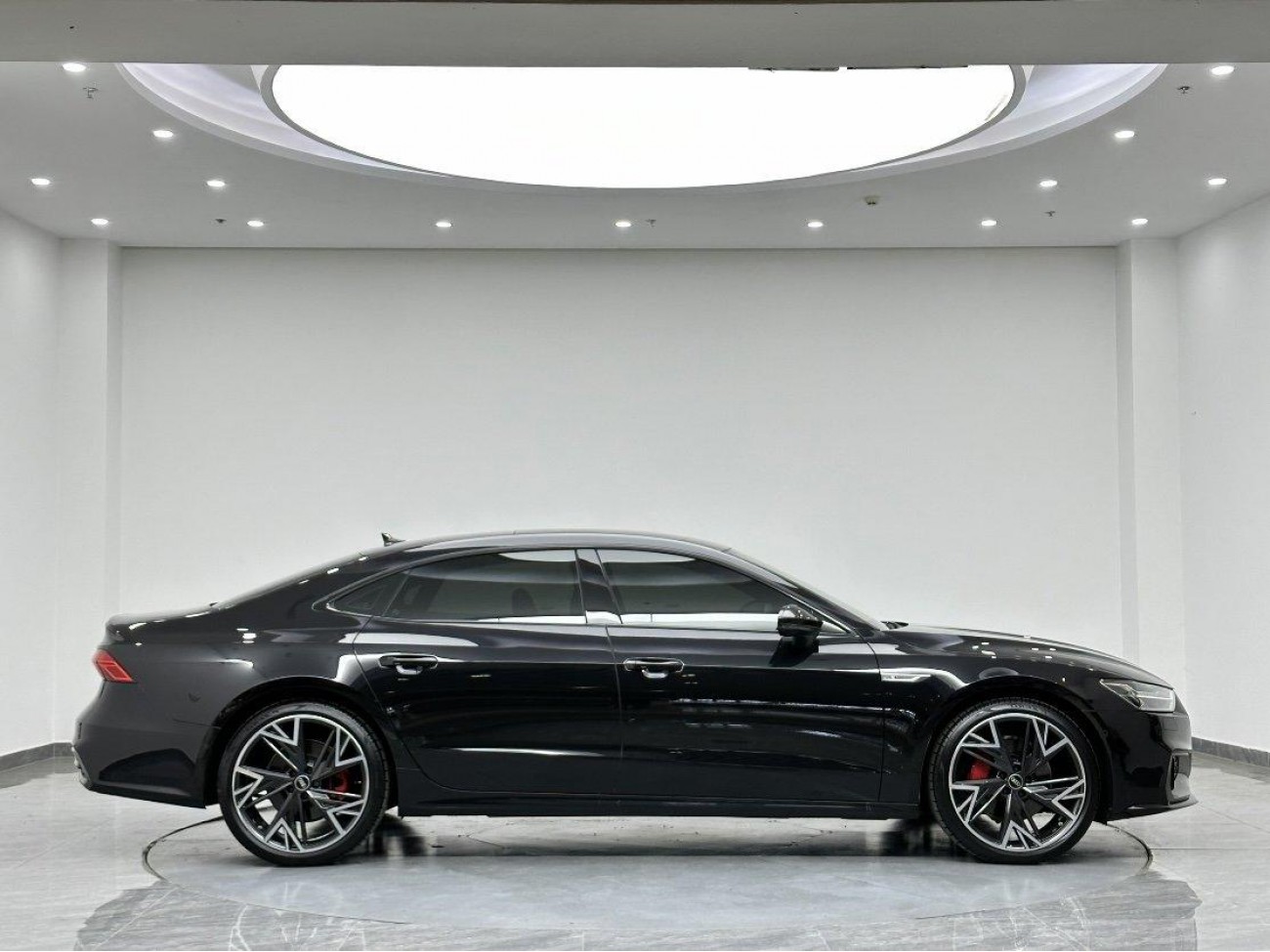 Audi A7L 45 TFSI 2025