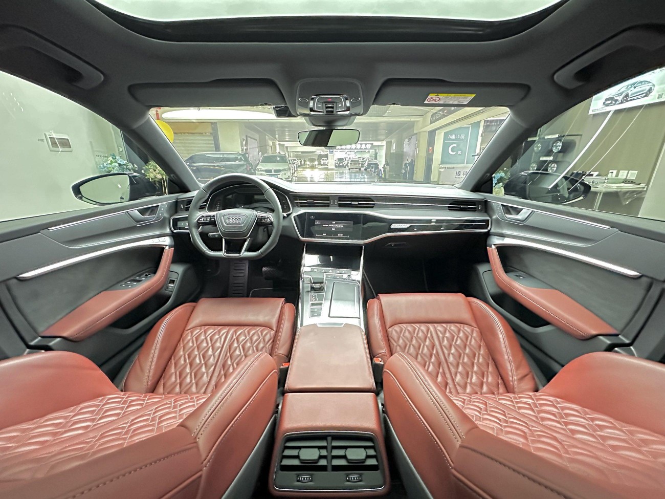 Audi A7L 45 TFSI 2025