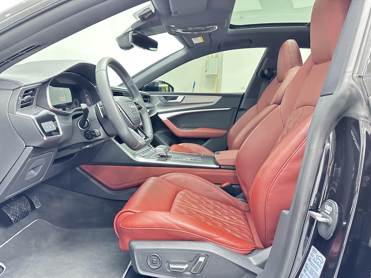Audi A7L 45 TFSI 2025