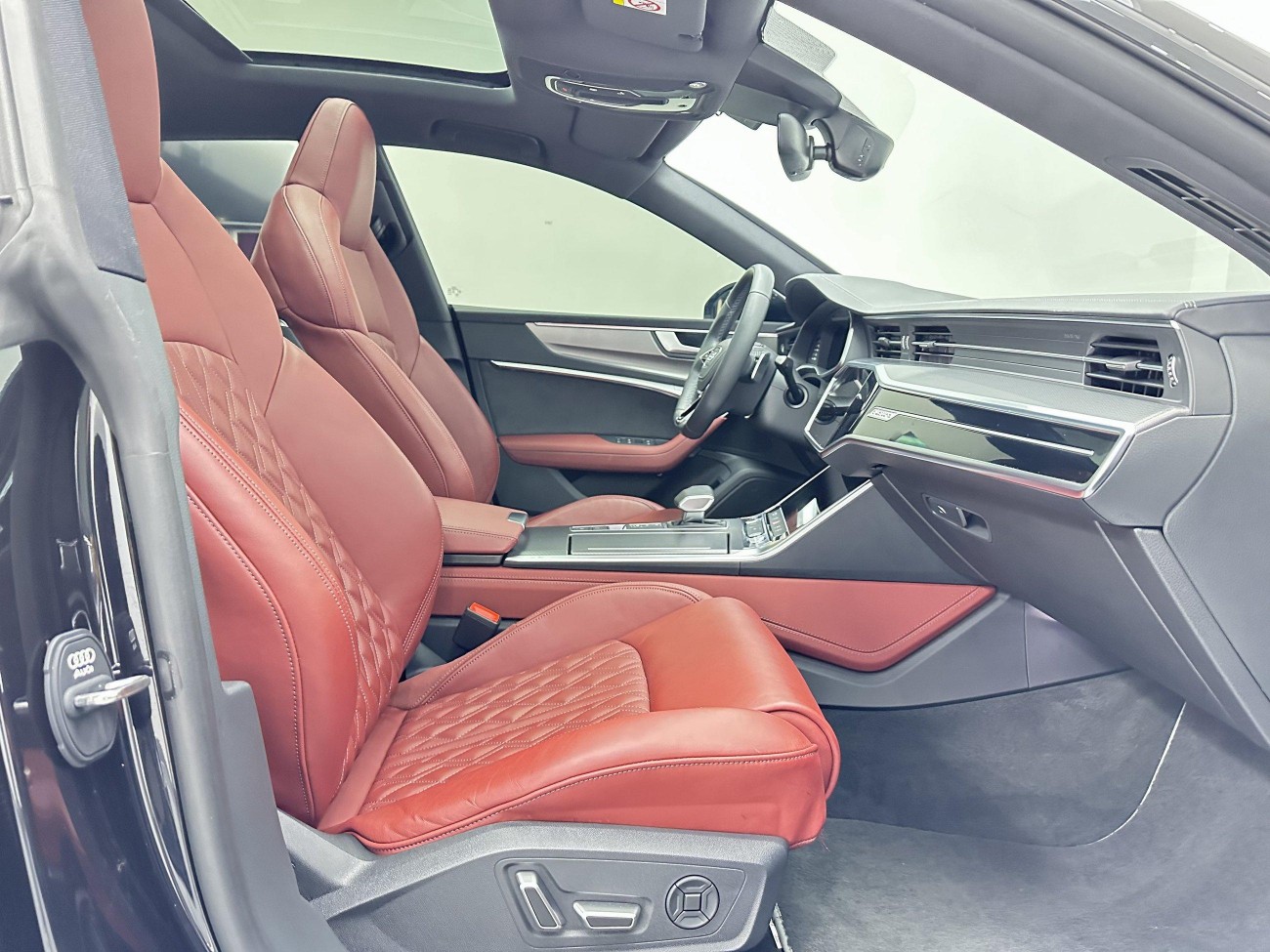 Audi A7L 45 TFSI 2025