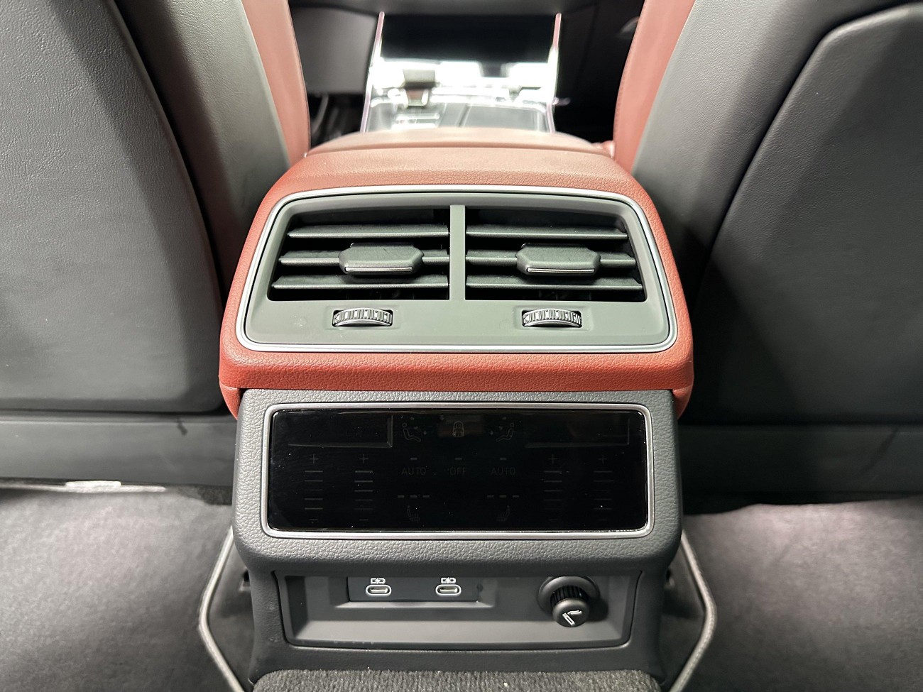 Audi A7L 45 TFSI 2025