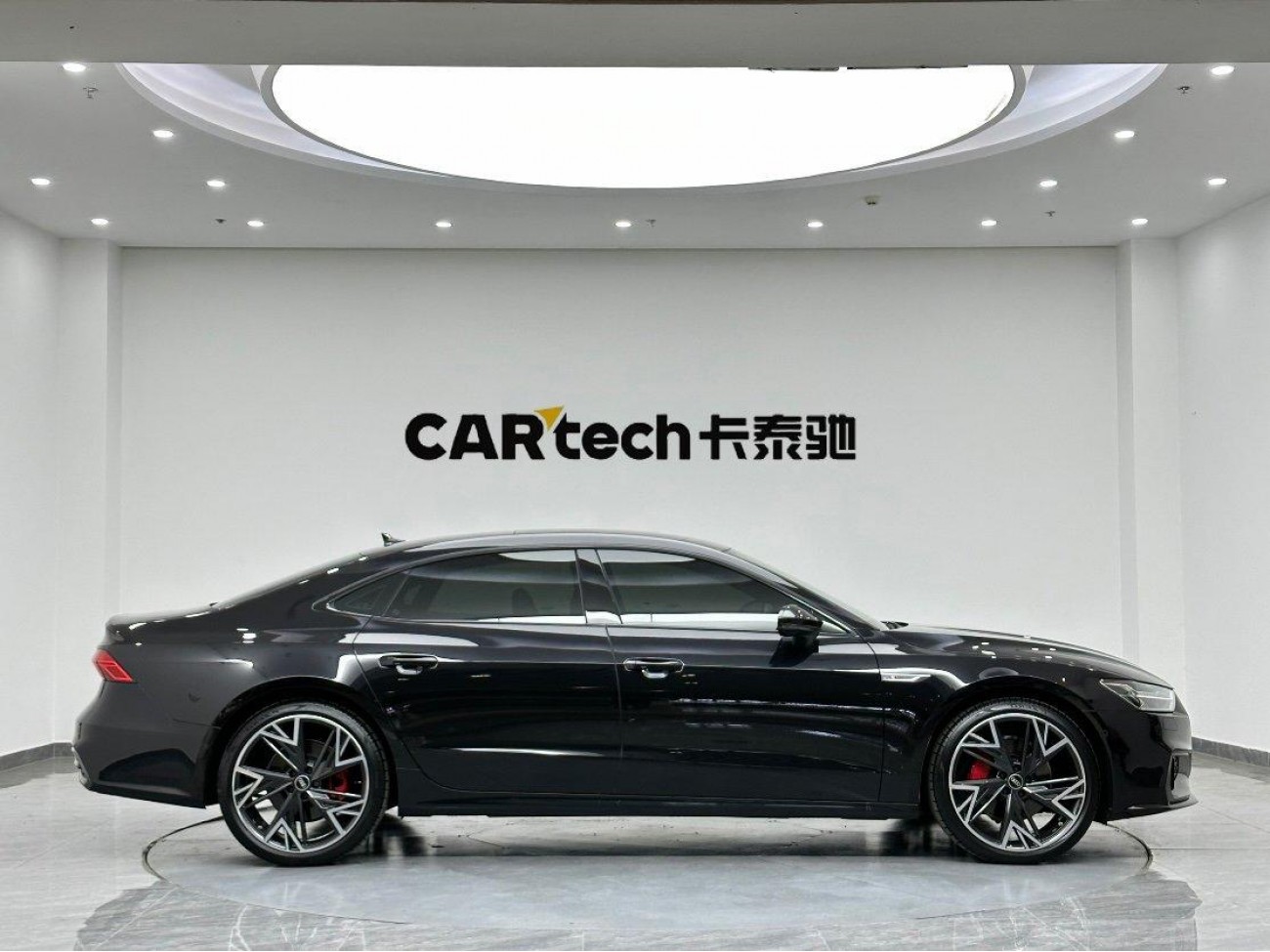 Audi A7L 45 TFSI 2025
