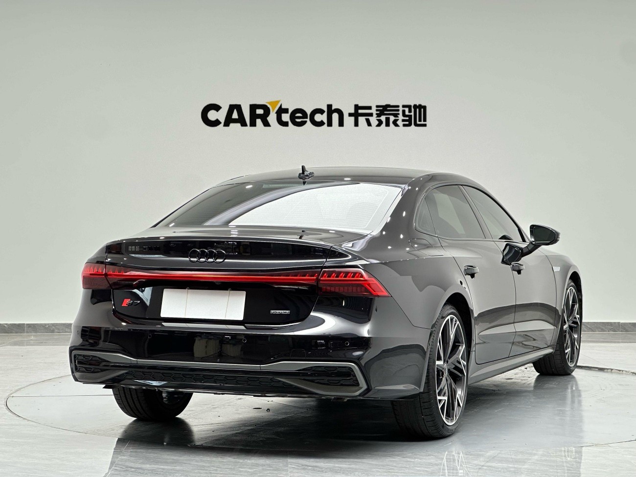 Audi A7L 45 TFSI 2025