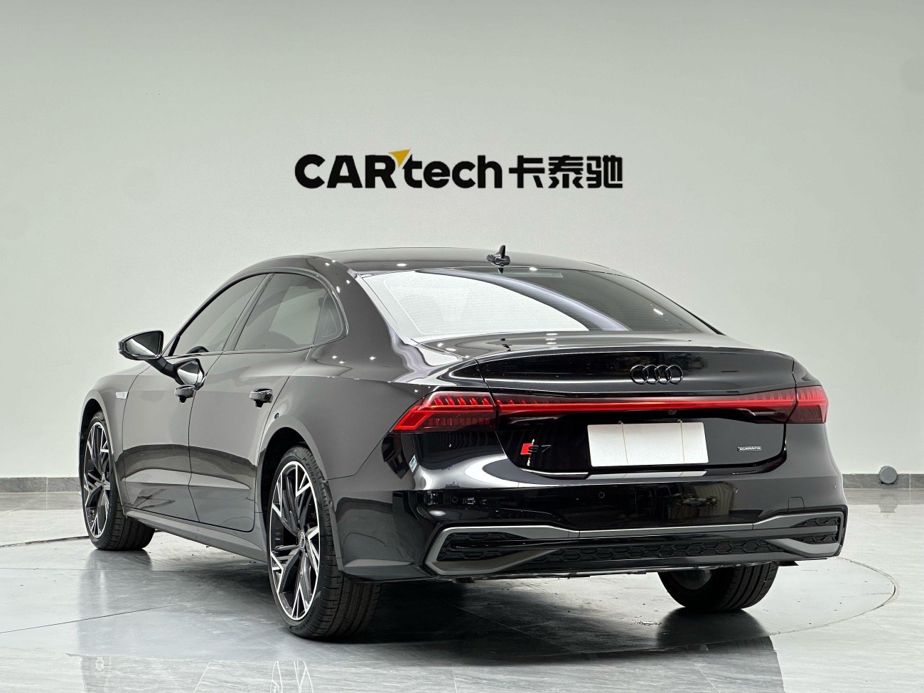 Audi A7L 45 TFSI 2025
