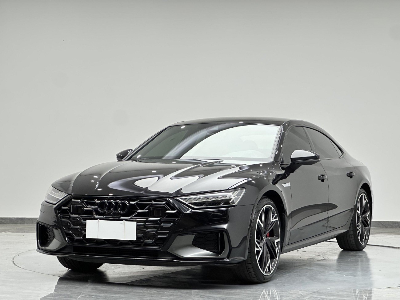 Audi A7L 45 TFSI 2025