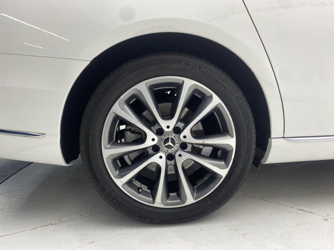 Mercedes-Benz E 300 L 2019