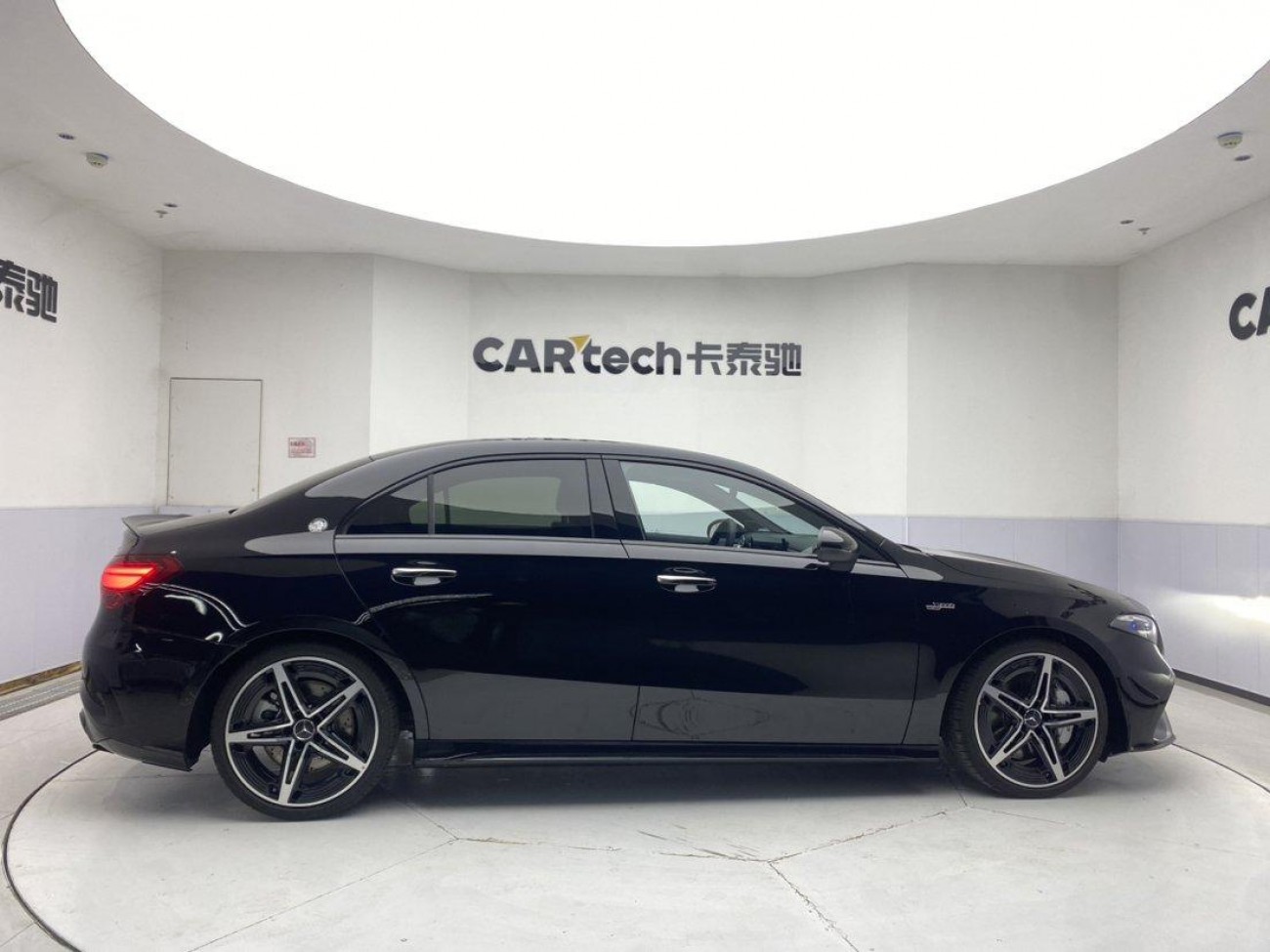 Mercedes-Benz A 35 L 2026