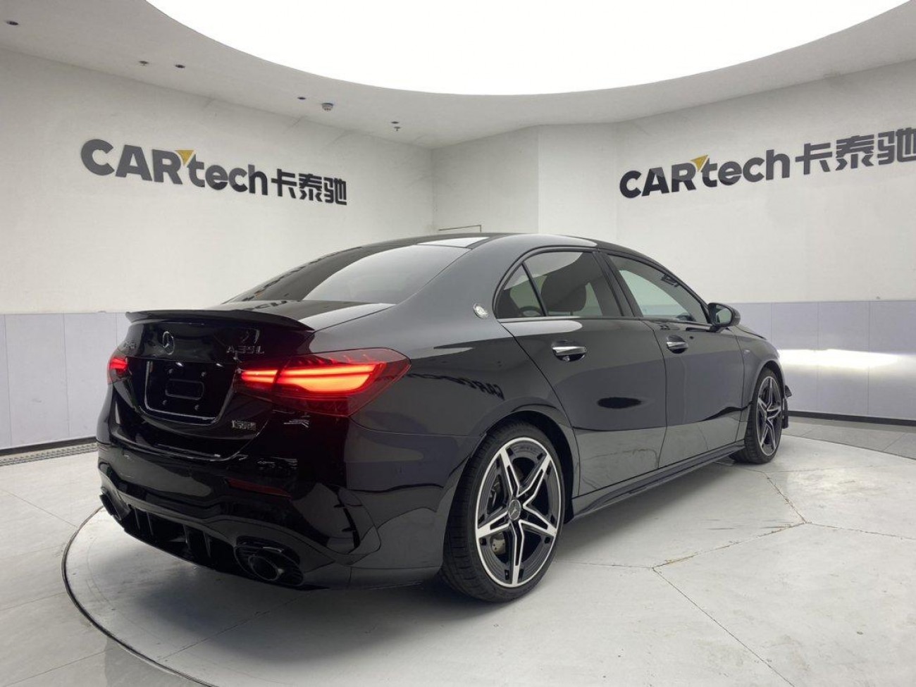 Mercedes-Benz A 35 L 2026