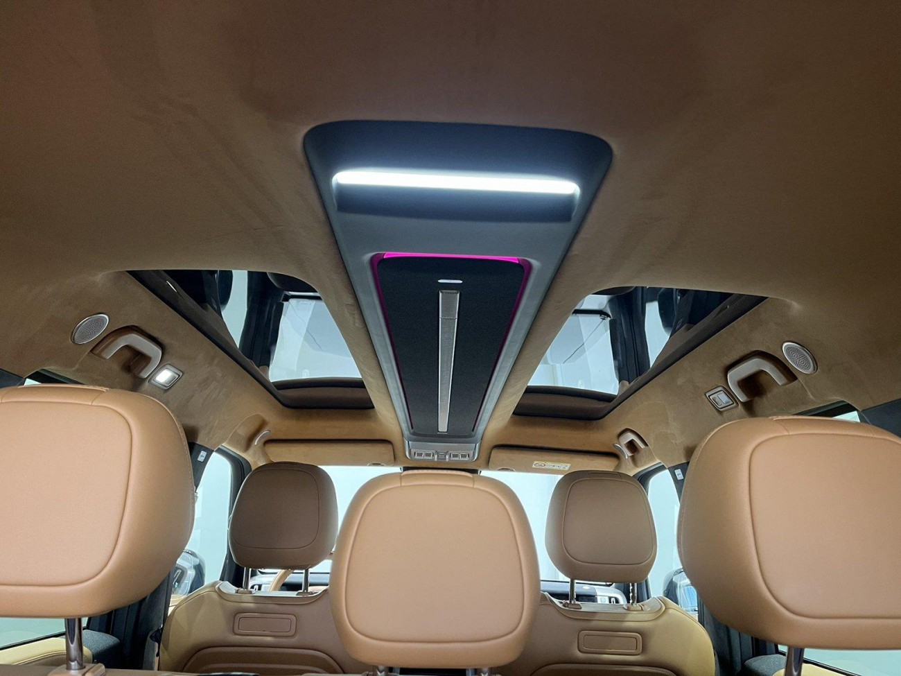 iCAR V27 2026