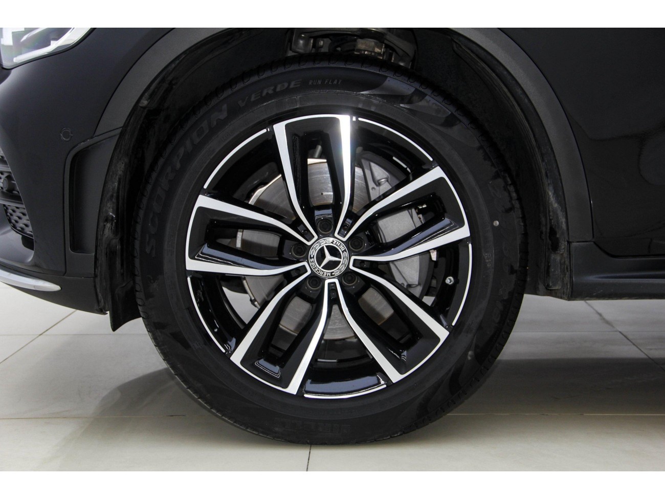 Mercedes-Benz GLC 300 L 2021