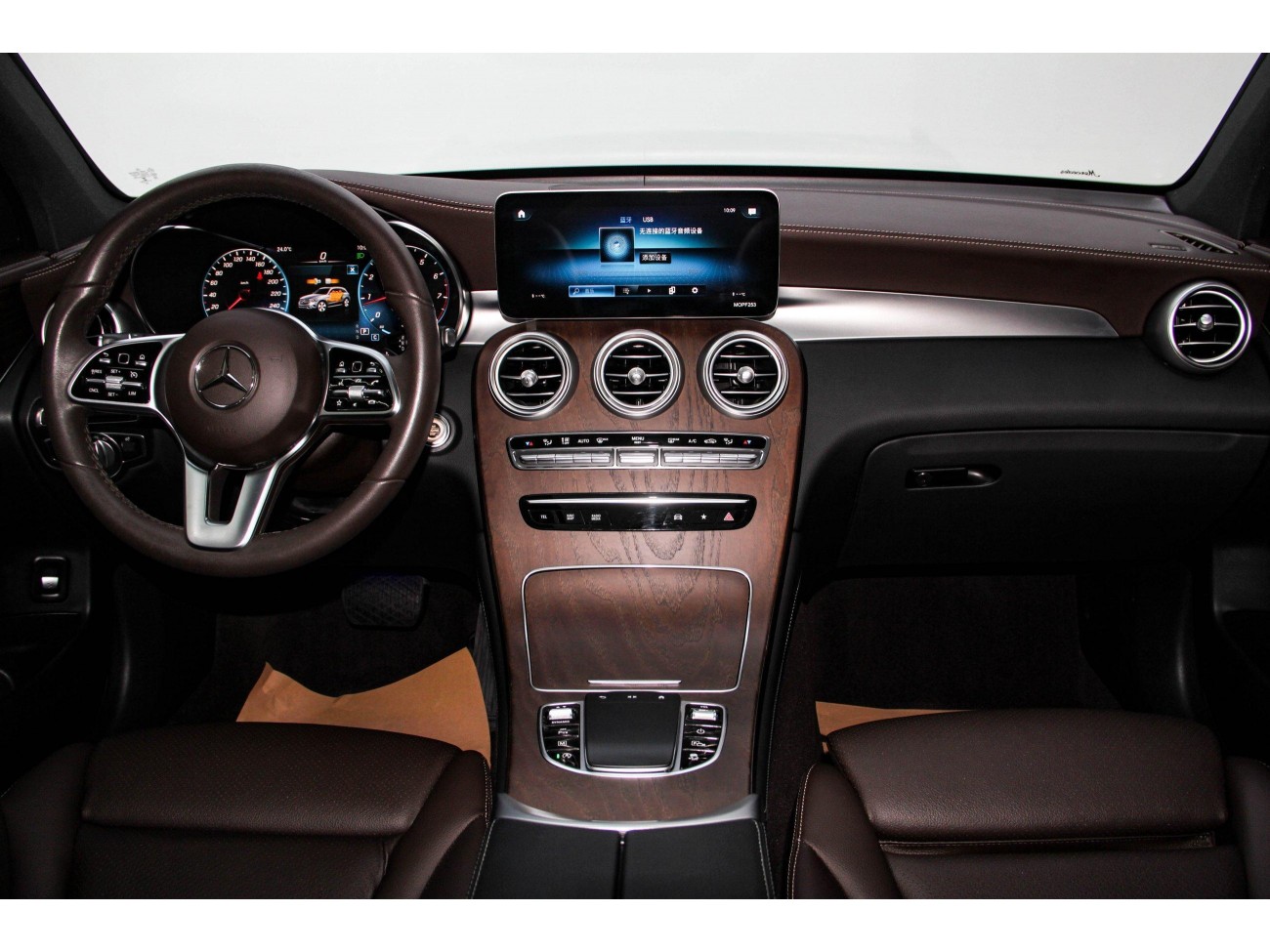 Mercedes-Benz GLC 300 L 2021