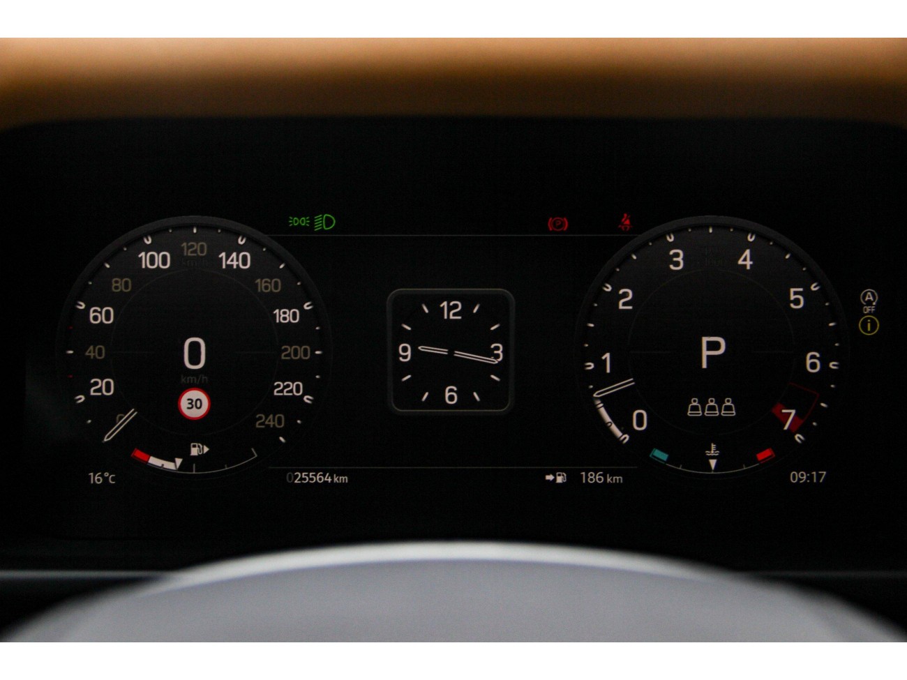 Land Rover Defender 2023
