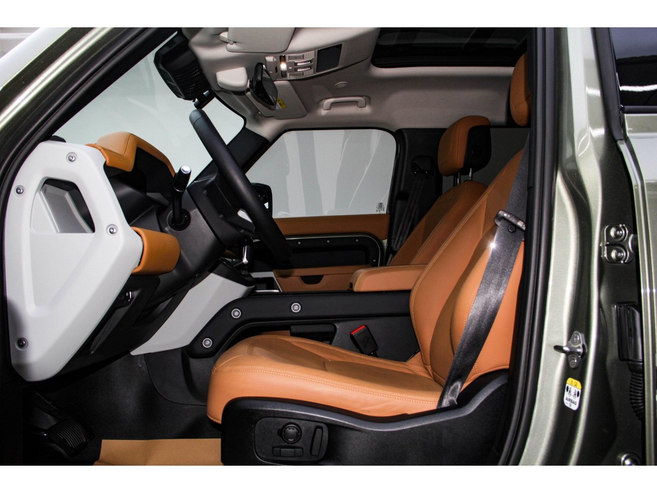 Land Rover Defender 2023