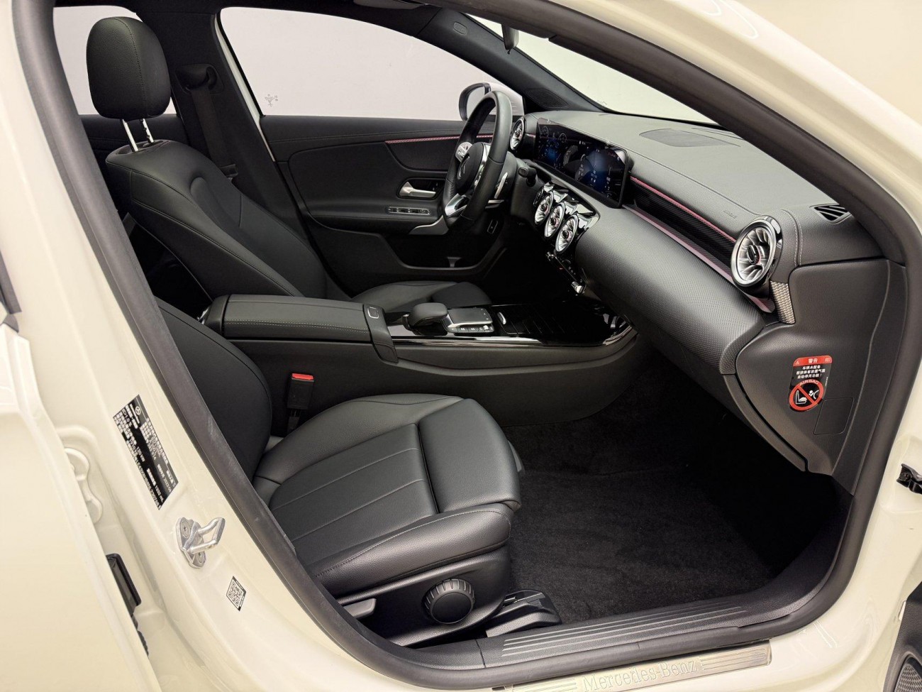 Mercedes-Benz A 200 L 2022