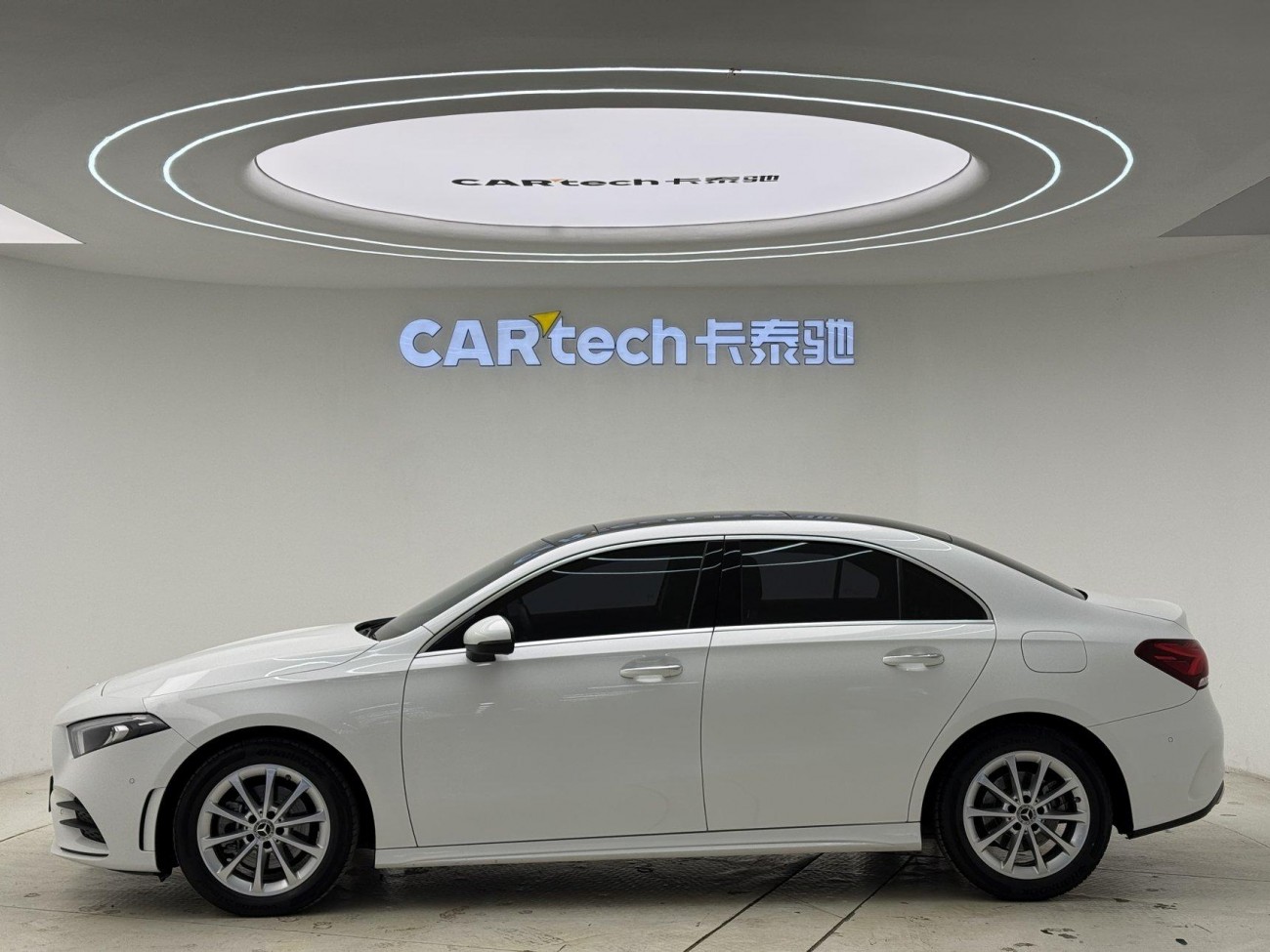 Mercedes-Benz A 200 L 2022