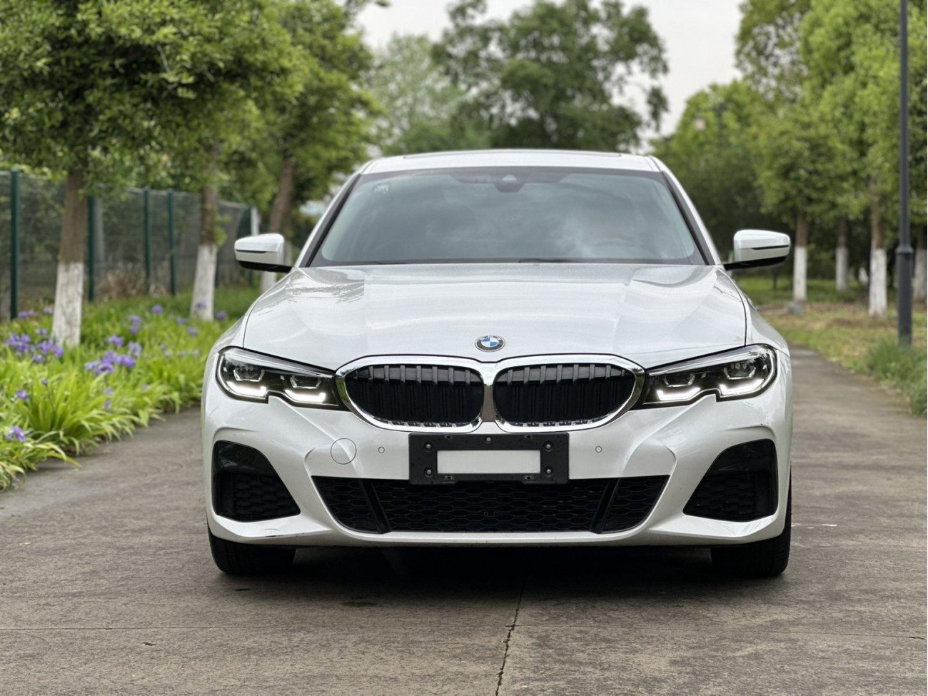 BMW 325Li 2022
