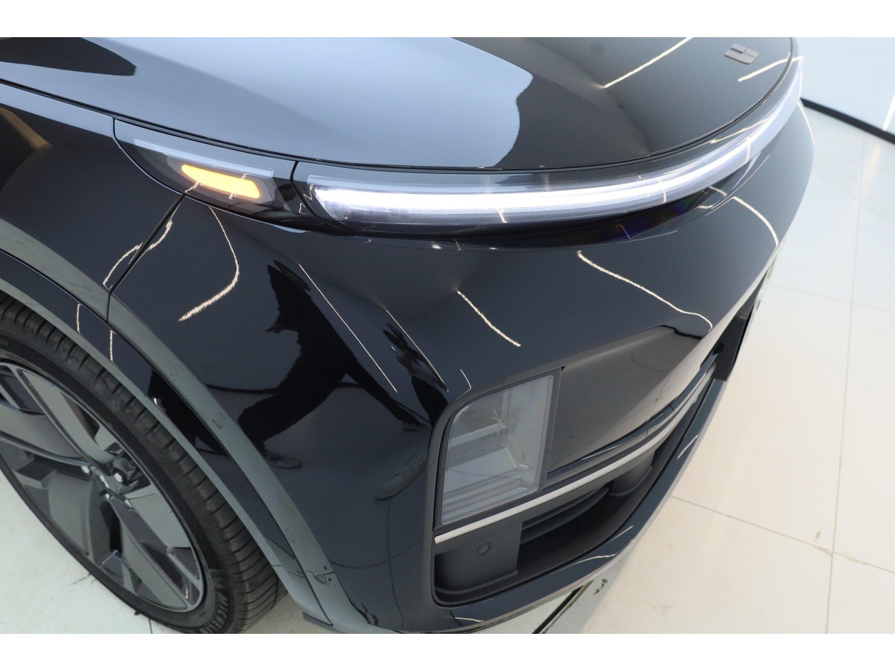 Li Auto L9 2025