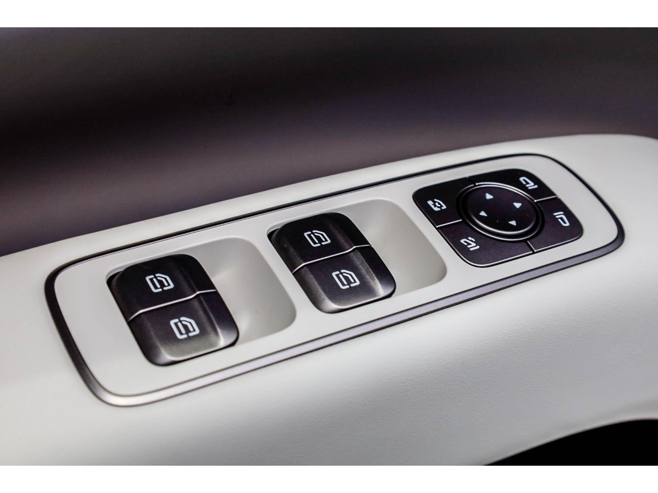 Li Auto i8 2025