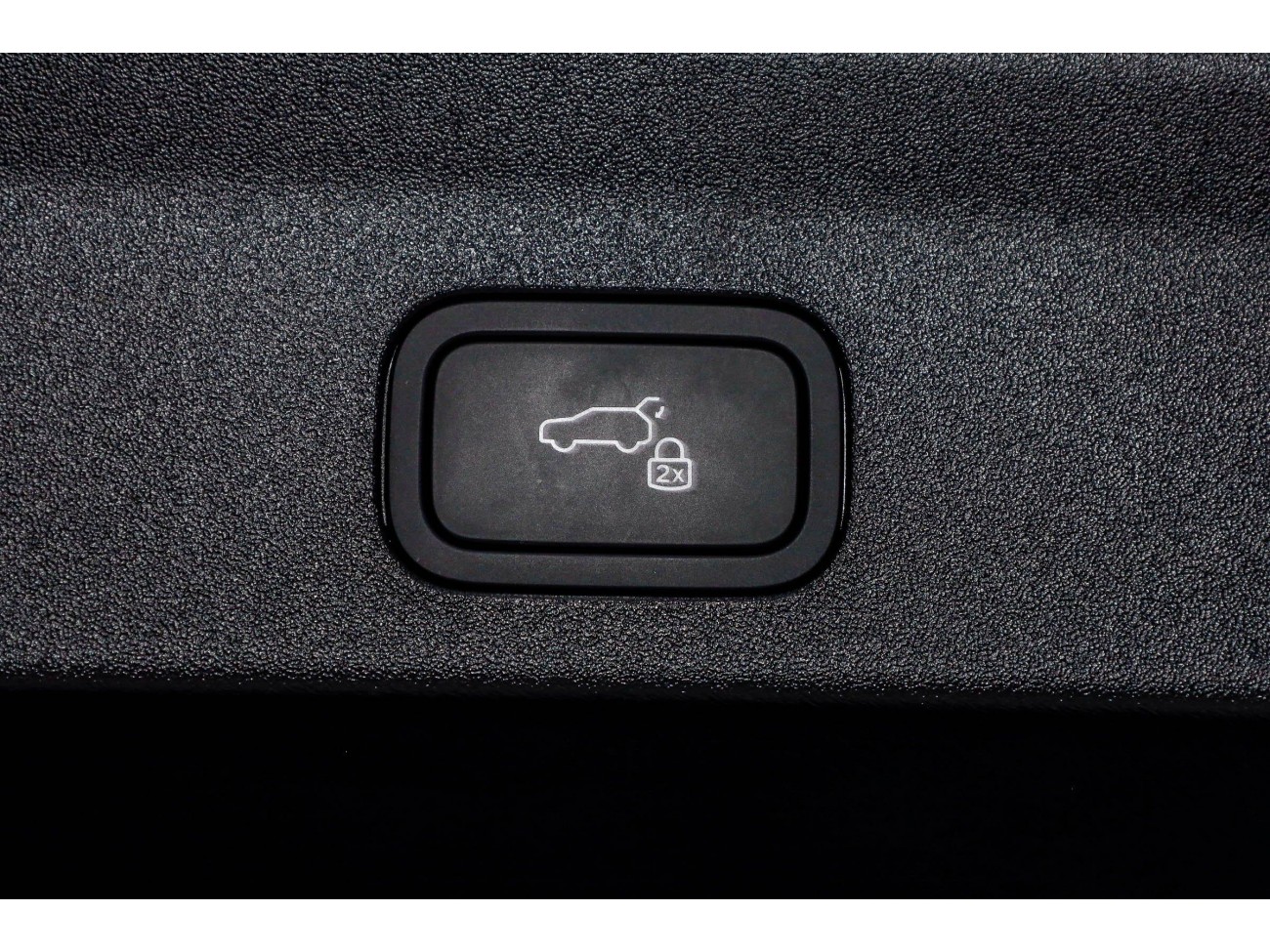Li Auto L6 2025