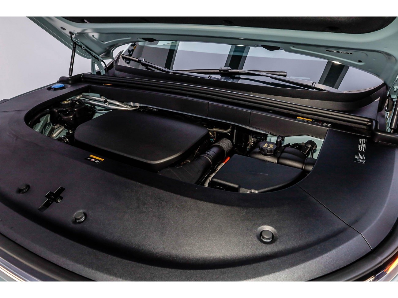 Li Auto L6 2025