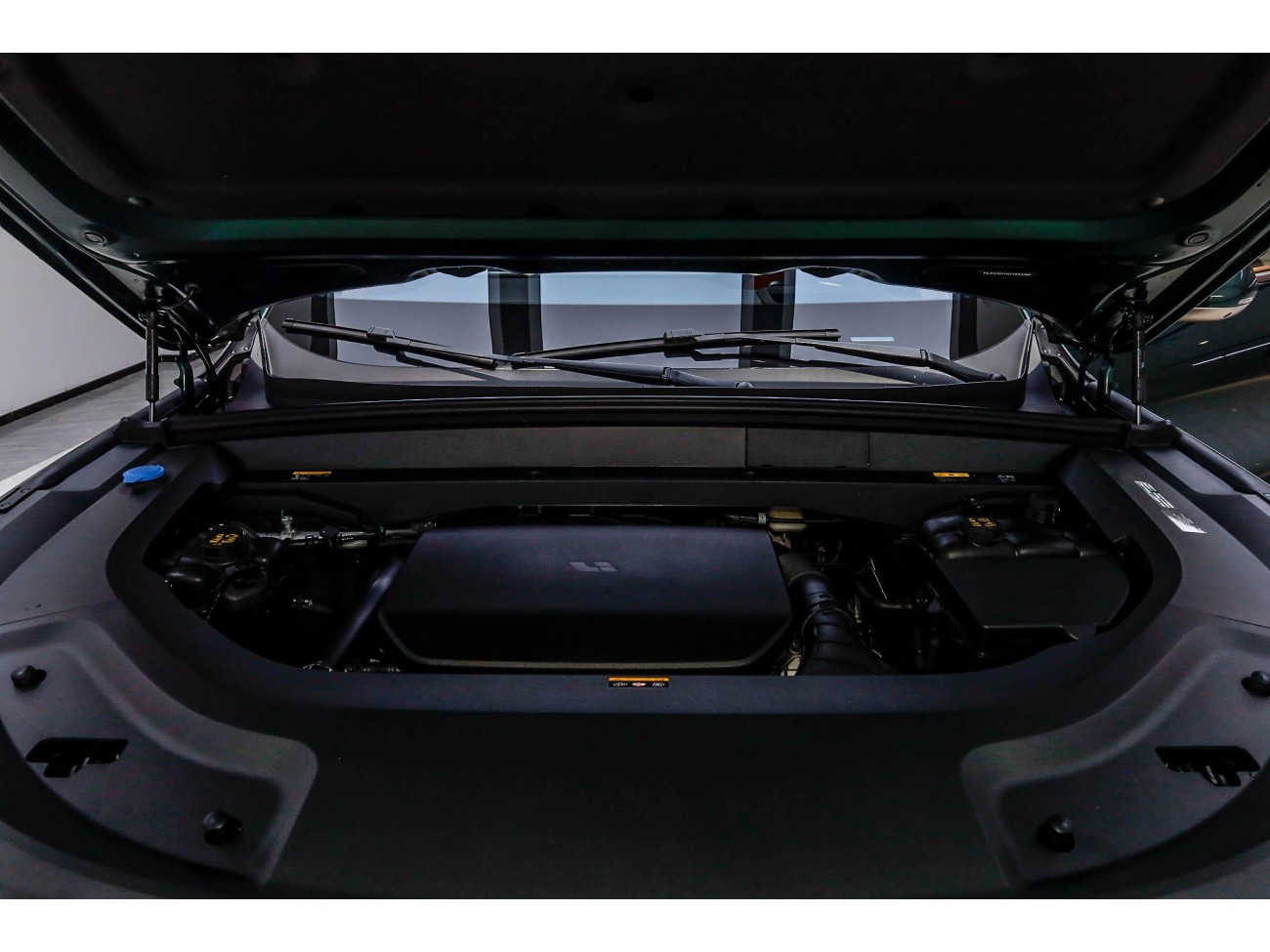 Li Auto L9 2025