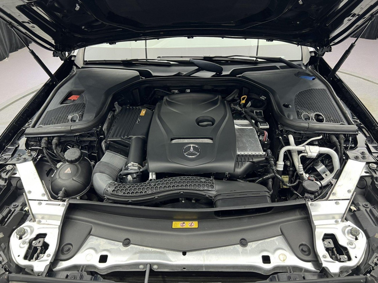 Mercedes-Benz E 200 L 2017