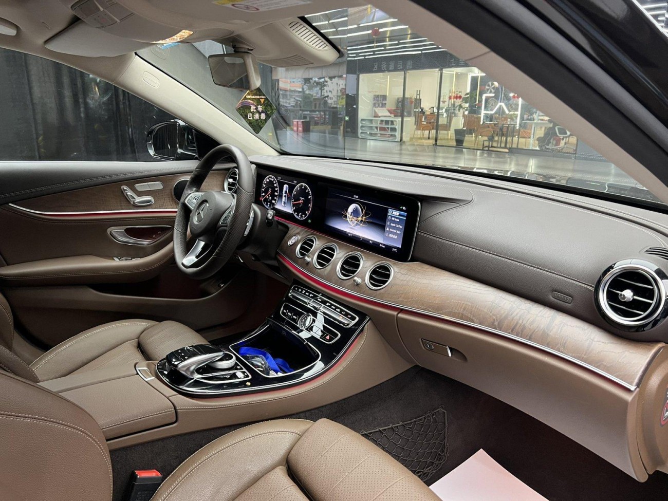 Mercedes-Benz E 200 L 2017