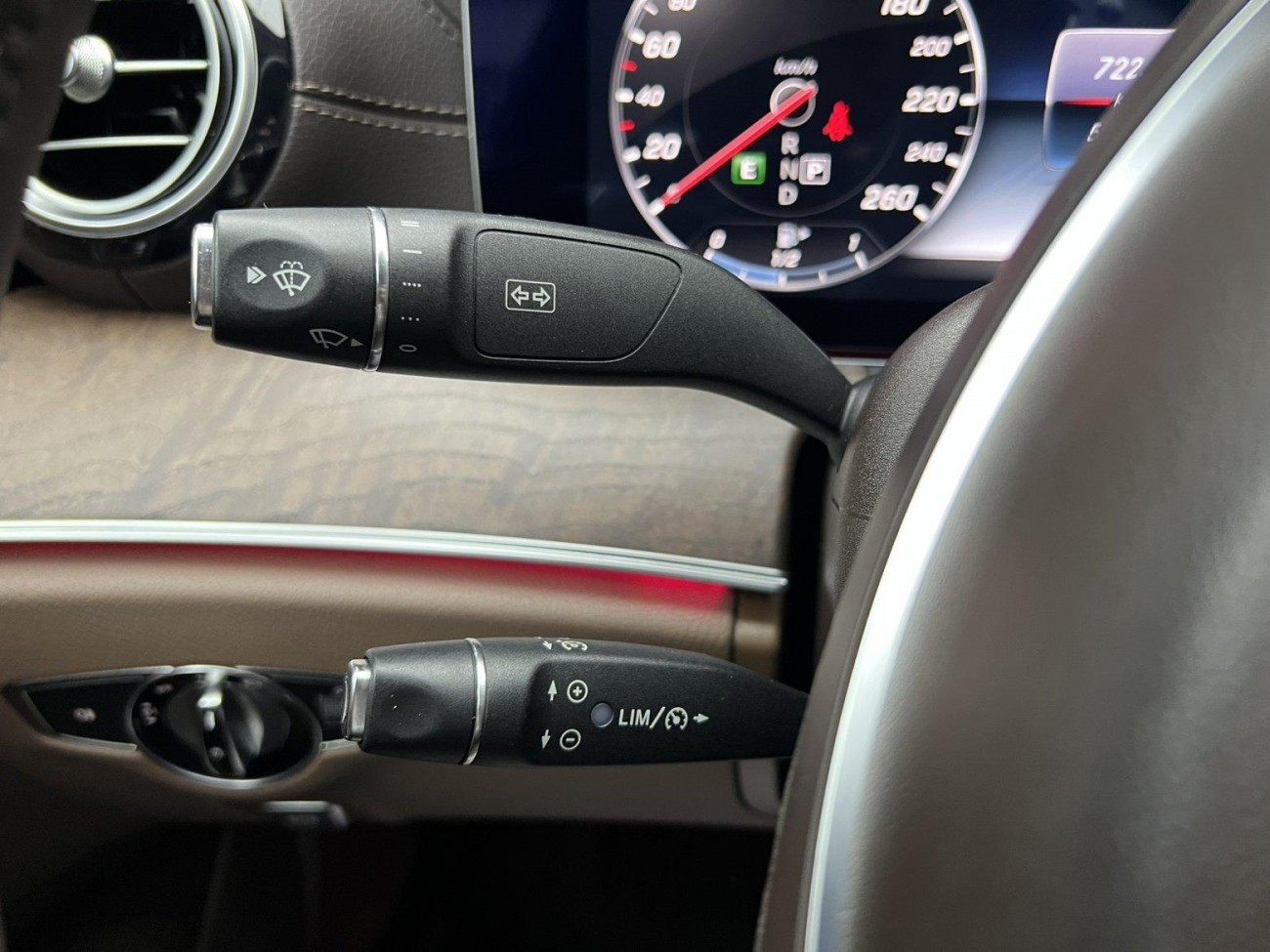 Mercedes-Benz E 200 L 2017