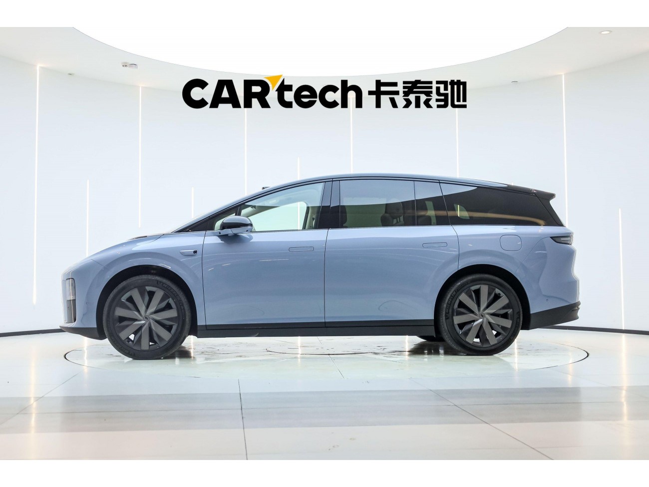 Li Auto i8 2025
