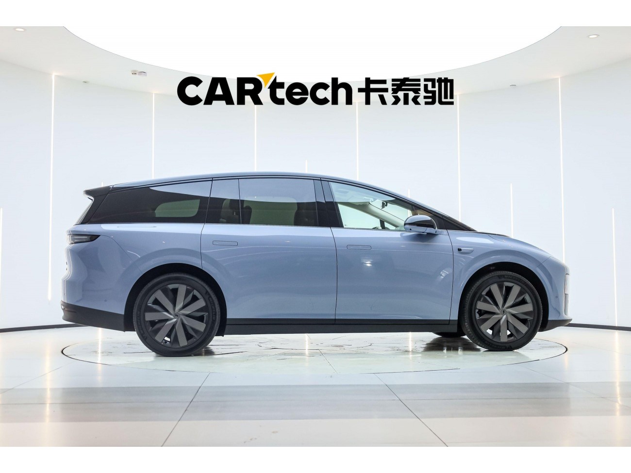 Li Auto i8 2025