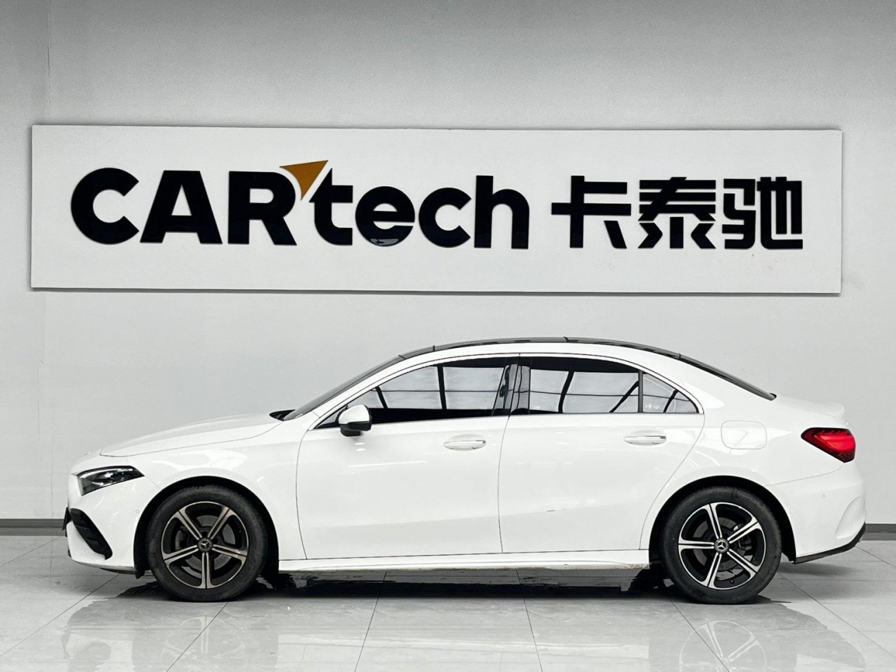 Mercedes-Benz A 200 L 2023